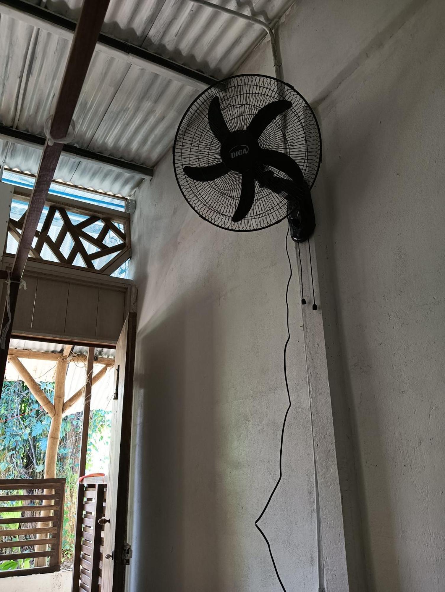 El Faro 13 De Puerto Viejo Hotel Puerto Viejo de Talamanca Ngoại thất bức ảnh