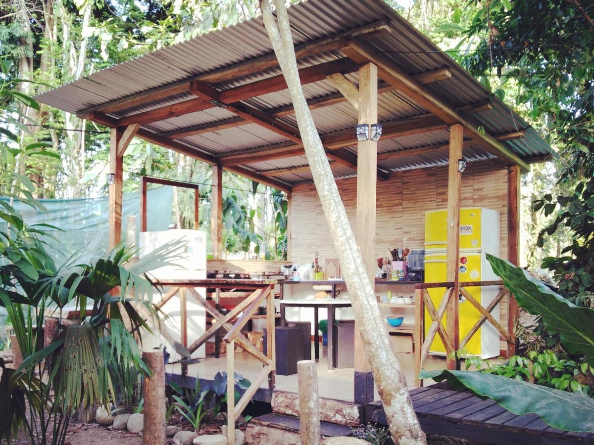 El Faro 13 De Puerto Viejo Hotel Puerto Viejo de Talamanca Ngoại thất bức ảnh